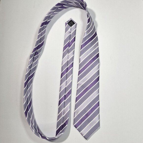 New Men 100% Silk Striped Tie Purple Lavender & White Versatile Classic Jacquard - Picture 3 of 8